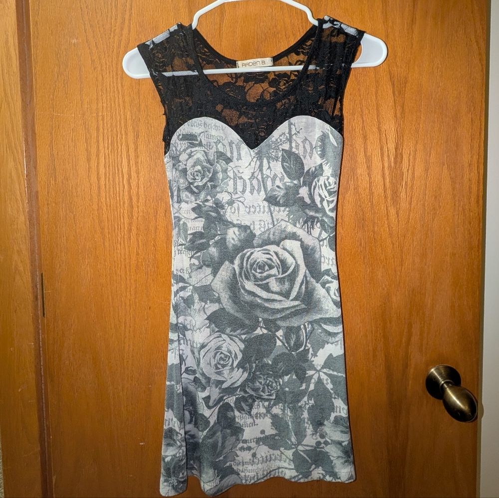 Arden B Black Lace Floral Women's Sleepwear